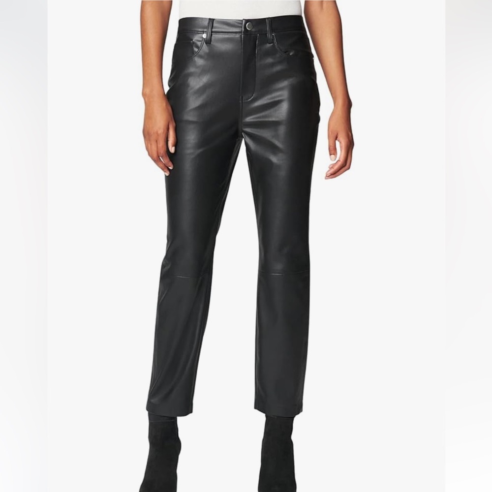 NWT Blank NYC “The Baxter” Ribcage Straight Leg Black Vegan Leather Pants Casual